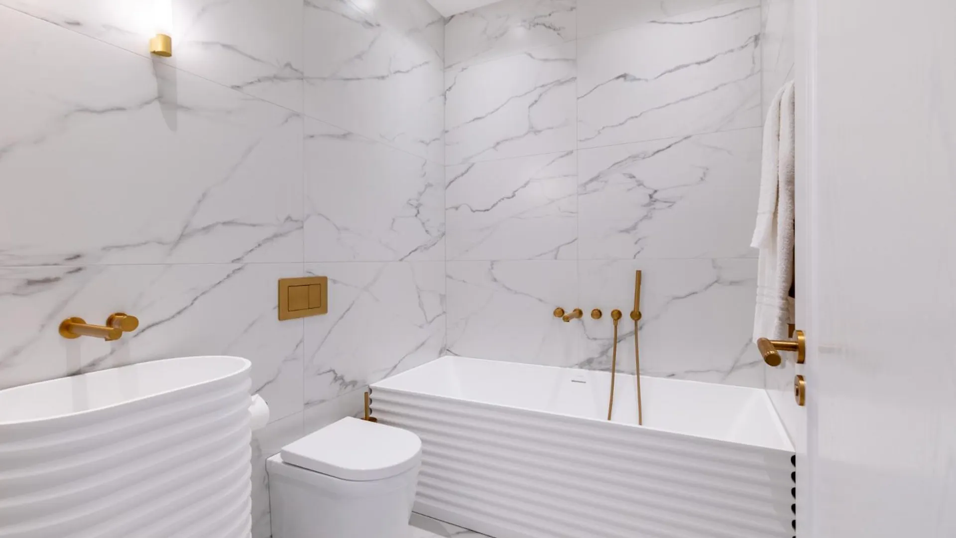 Kula London Bridge Apartment